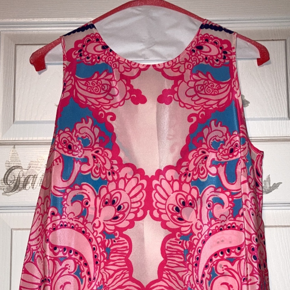 Lilly Pulitzer Iona Shell silk tan size Small.